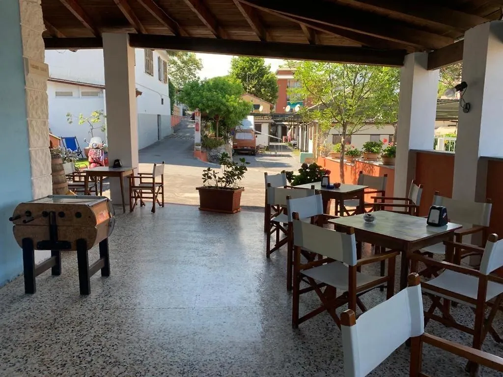 Parco Vacanze E Appartamenti Pfirsich Borghetto Santo Spirito