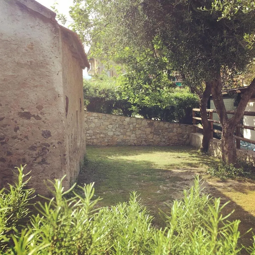 Parco Vacanze E Appartamenti Pfirsich Borghetto Santo Spirito Parque de Campismo