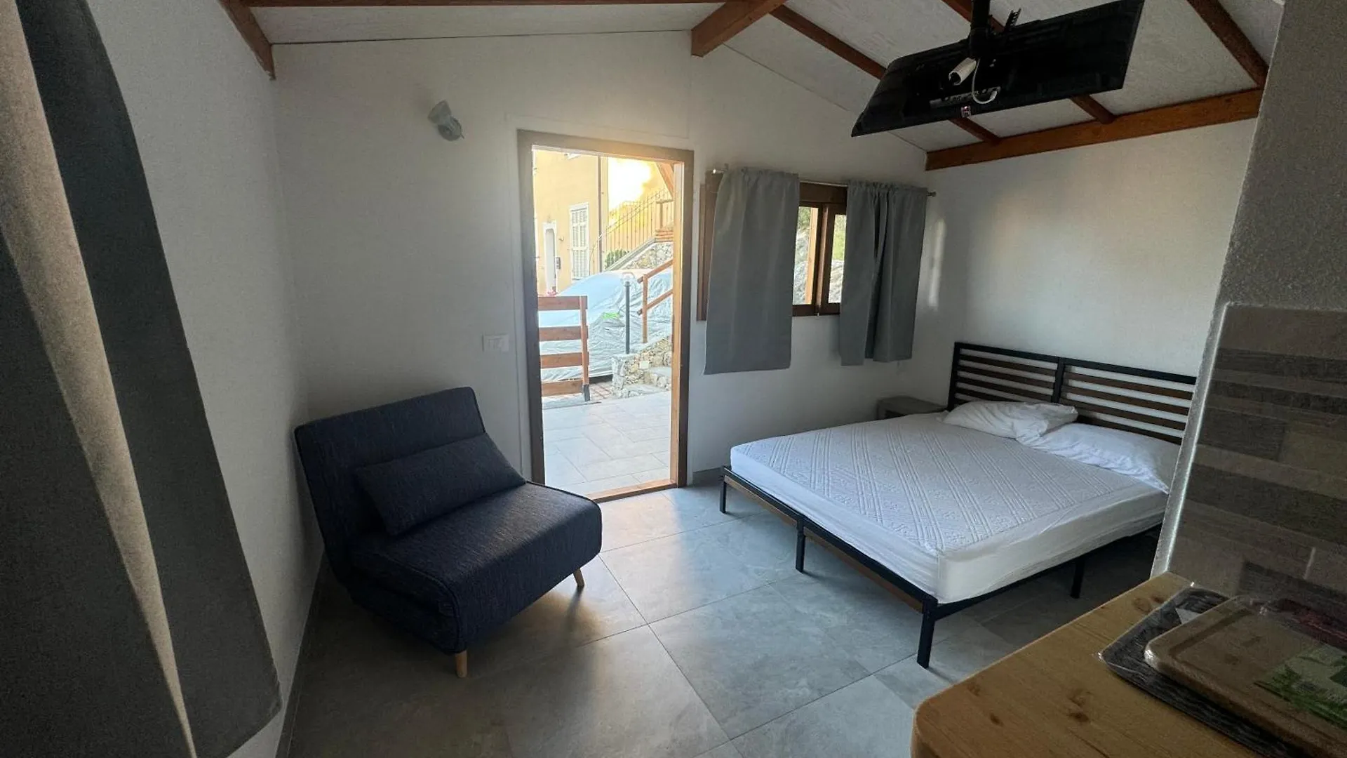 Parque de Campismo Parco Vacanze E Appartamenti Pfirsich Borghetto Santo Spirito Itália